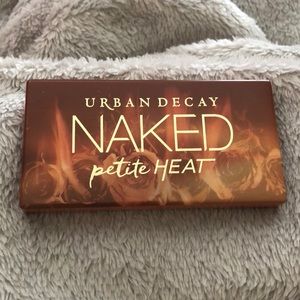 Urban Decay Naked Petite Heat Palette
